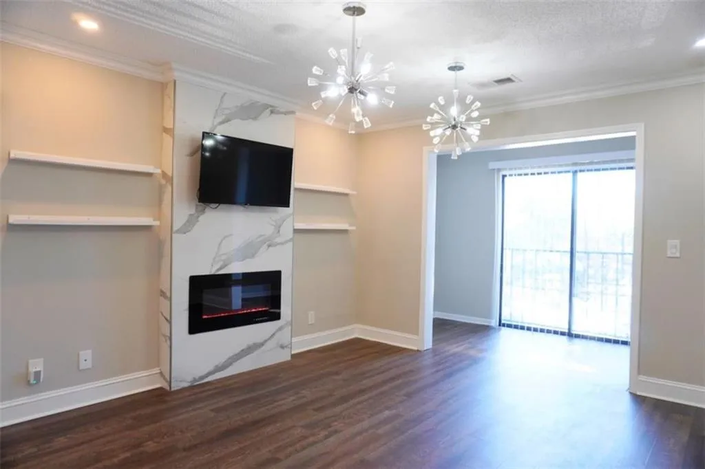 2657 Lenox Road Unit # 30-1, Atlanta, Georgia 30324, 1 Bedroom Bedrooms, ,1 BathroomBathrooms,Residential,For Sale,2657 Lenox Road Unit # 30-1,7668043