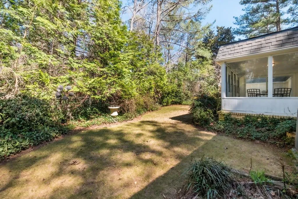 270 Dartmoor Circle, Sandy Springs, Georgia 30328, 4 Bedrooms Bedrooms, ,2 BathroomsBathrooms,Residential,Sold,270 Dartmoor Circle,7020336