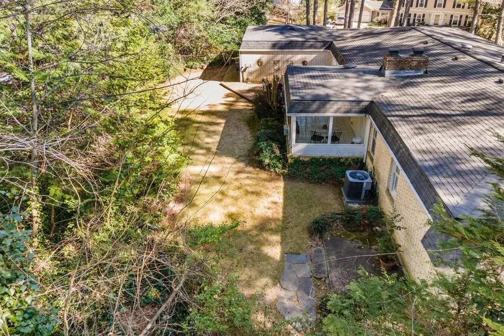 270 Dartmoor Circle, Sandy Springs, Georgia 30328, 4 Bedrooms Bedrooms, ,2 BathroomsBathrooms,Residential,Sold,270 Dartmoor Circle,7020336