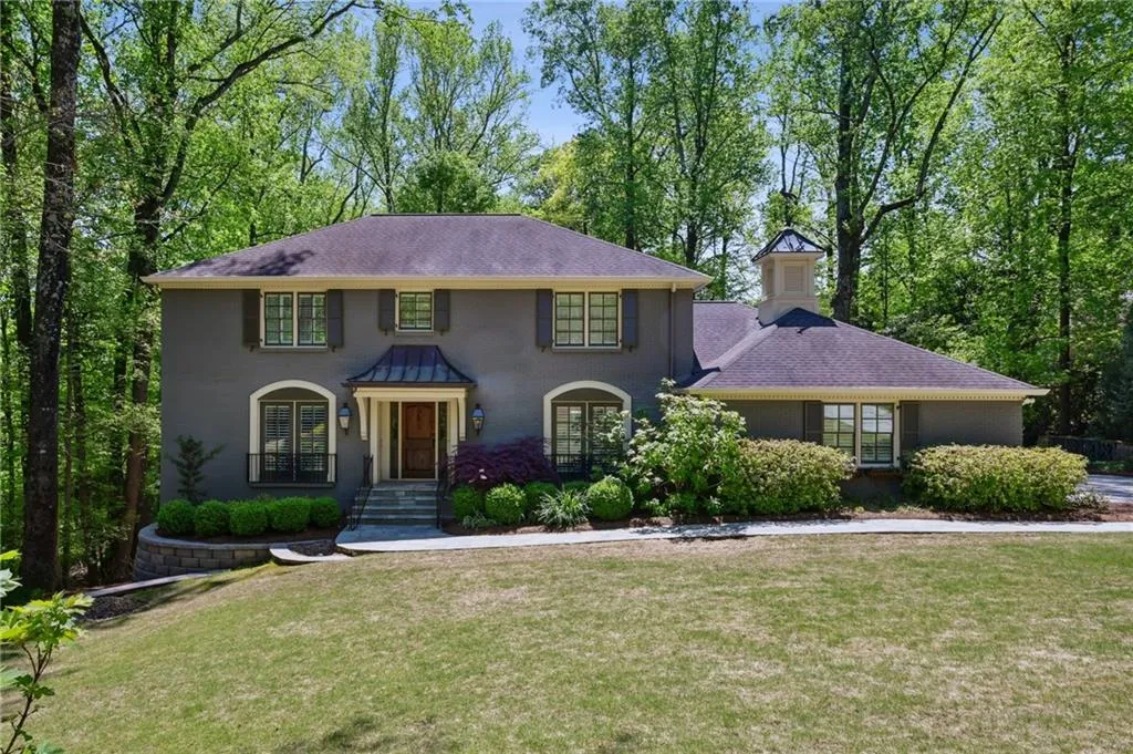 780 Overhill Court, Atlanta, Georgia 30328, 4 Bedrooms Bedrooms, ,4 BathroomsBathrooms,Residential,Sold,780 Overhill Court,7202117