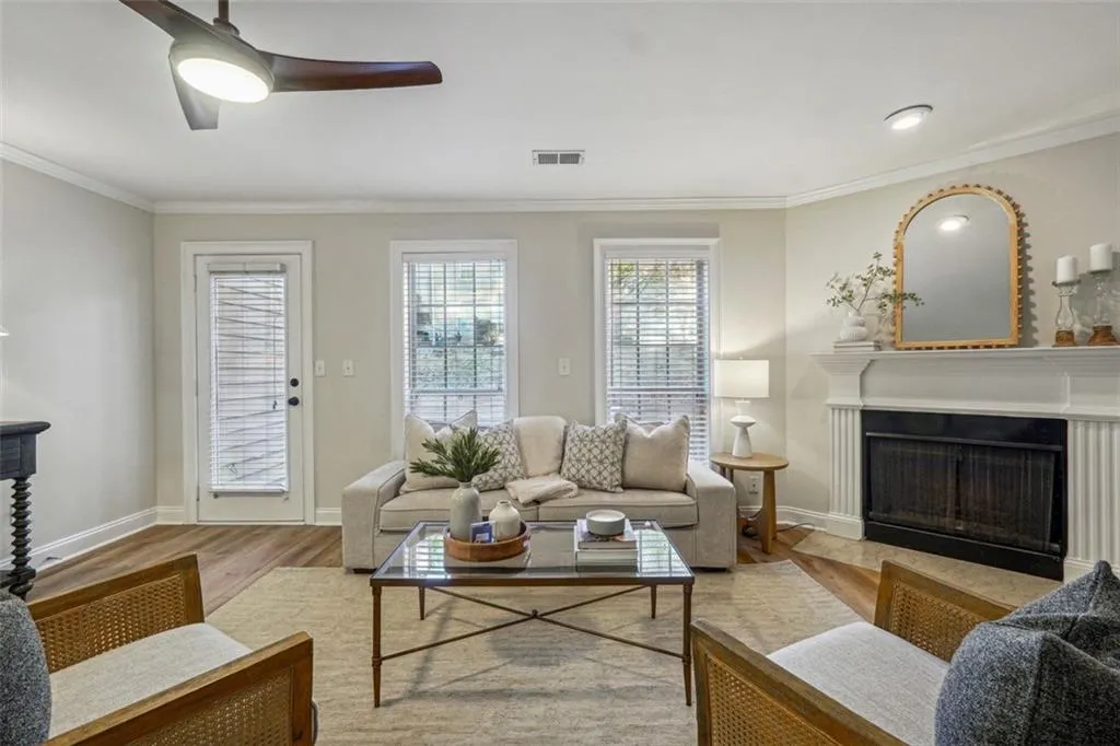 402 Masons Creek Circle Unit 402, Sandy Springs, Georgia 30350, 2 Bedrooms Bedrooms, ,2 BathroomsBathrooms,Residential,Sold,402 Masons Creek Circle Unit 402,7494944