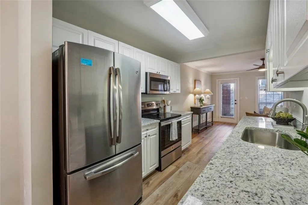 402 Masons Creek Circle Unit 402, Sandy Springs, Georgia 30350, 2 Bedrooms Bedrooms, ,2 BathroomsBathrooms,Residential,Sold,402 Masons Creek Circle Unit 402,7494944