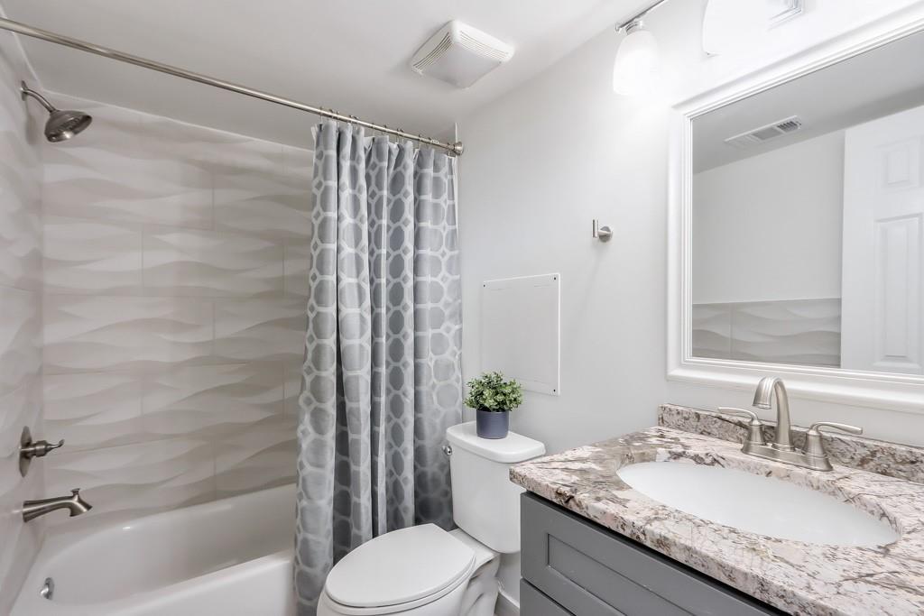 1802 Brighton Point, Sandy Springs, Georgia 30328, 3 Bedrooms Bedrooms, ,2 BathroomsBathrooms,Residential,Sold,1802 Brighton Point,7288456