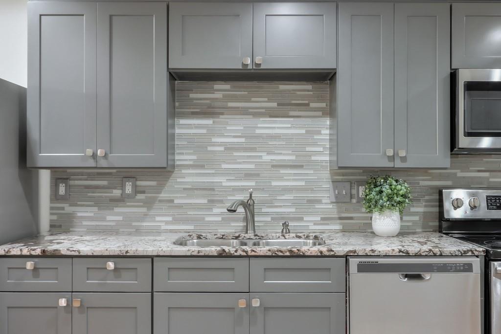 1802 Brighton Point, Sandy Springs, Georgia 30328, 3 Bedrooms Bedrooms, ,2 BathroomsBathrooms,Residential,Sold,1802 Brighton Point,7288456