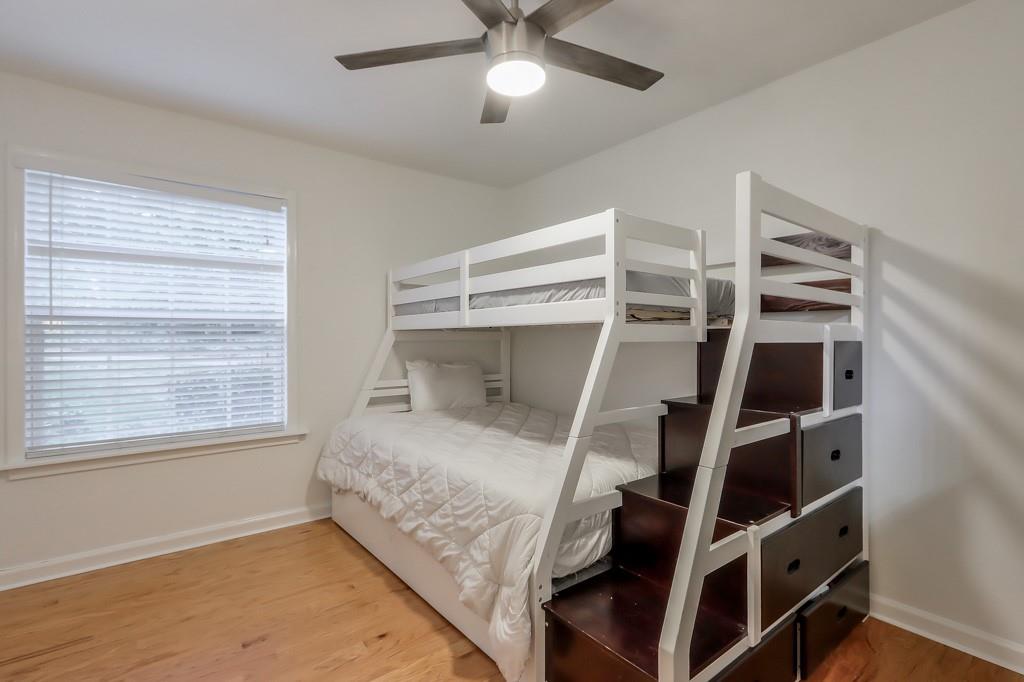 1802 Brighton Point, Sandy Springs, Georgia 30328, 3 Bedrooms Bedrooms, ,2 BathroomsBathrooms,Residential,Sold,1802 Brighton Point,7288456