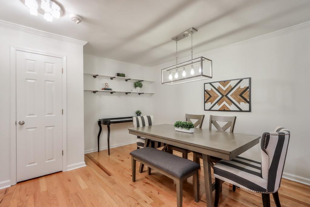 1802 Brighton Point, Sandy Springs, Georgia 30328, 3 Bedrooms Bedrooms, ,2 BathroomsBathrooms,Residential,Sold,1802 Brighton Point,7288456