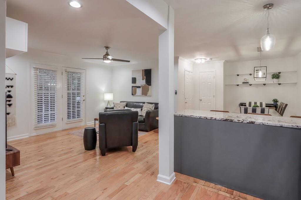 1802 Brighton Point, Sandy Springs, Georgia 30328, 3 Bedrooms Bedrooms, ,2 BathroomsBathrooms,Residential,Sold,1802 Brighton Point,7288456