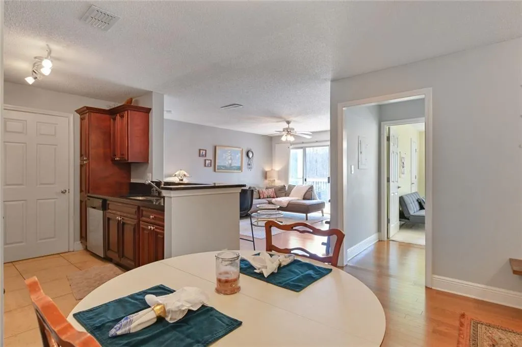 6203 Sante Fe Parkway, Atlanta, Georgia 30350, 2 Bedrooms Bedrooms, ,2 BathroomsBathrooms,Residential,Sold,6203 Sante Fe Parkway,6847644