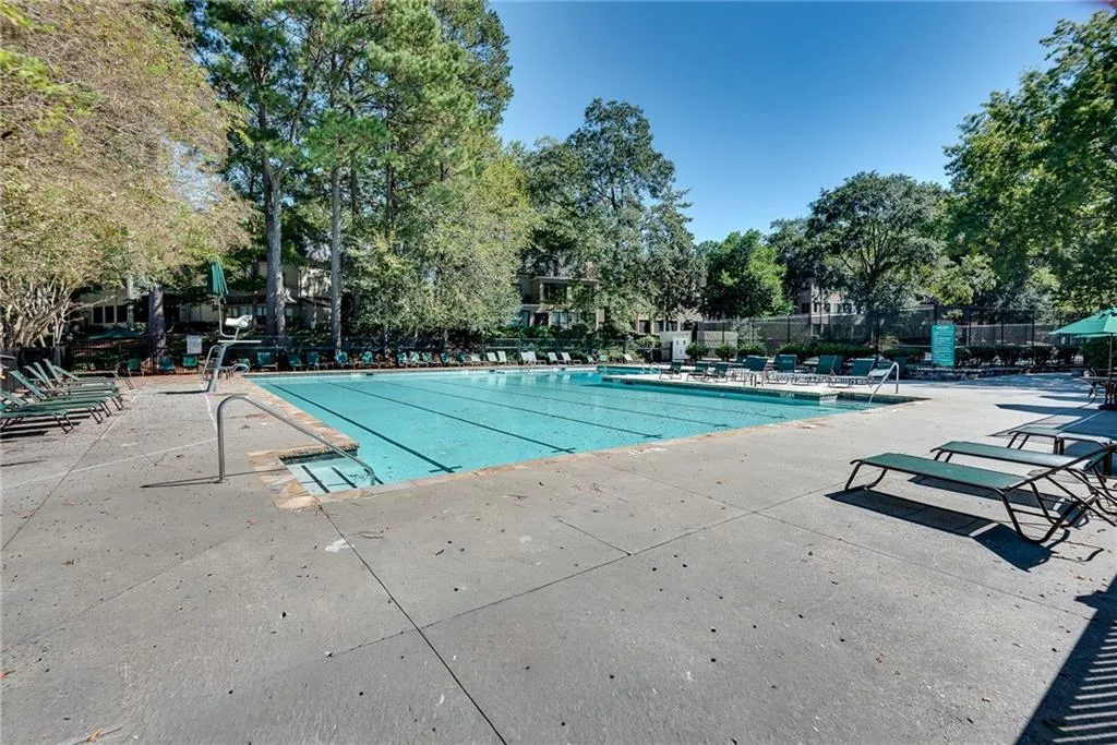 138 Elysian Way Nw, Atlanta, Georgia 30327, 2 Bedrooms Bedrooms, ,2 BathroomsBathrooms,Residential,For Sale,138 Elysian Way Nw,7667029
