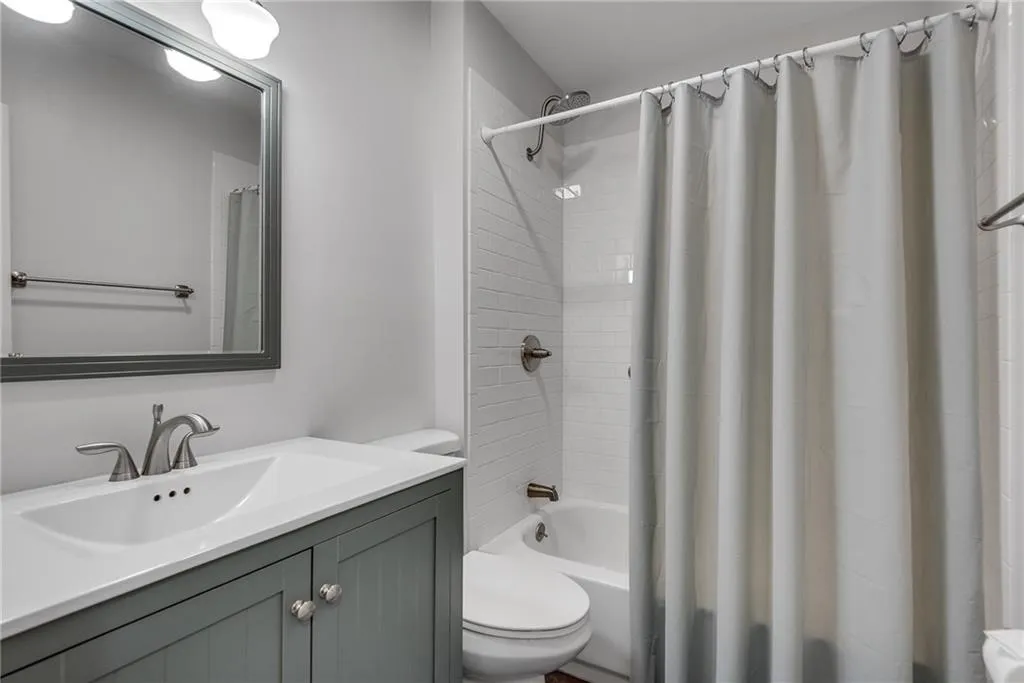 138 Elysian Way Nw, Atlanta, Georgia 30327, 2 Bedrooms Bedrooms, ,2 BathroomsBathrooms,Residential,For Sale,138 Elysian Way Nw,7667029