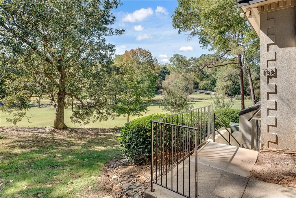 138 Elysian Way Nw, Atlanta, Georgia 30327, 2 Bedrooms Bedrooms, ,2 BathroomsBathrooms,Residential,For Sale,138 Elysian Way Nw,7667029