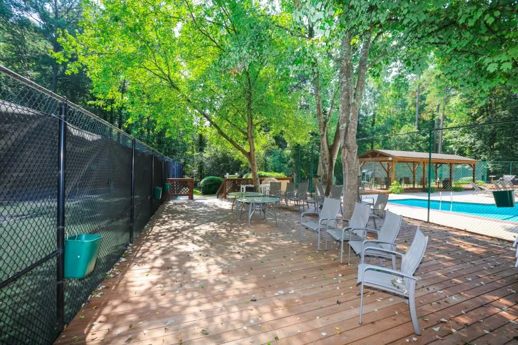 300 Cannady Court, Sandy Springs, Georgia 30350, 4 Bedrooms Bedrooms, ,3 BathroomsBathrooms,Residential,Sold,300 Cannady Court,6616471