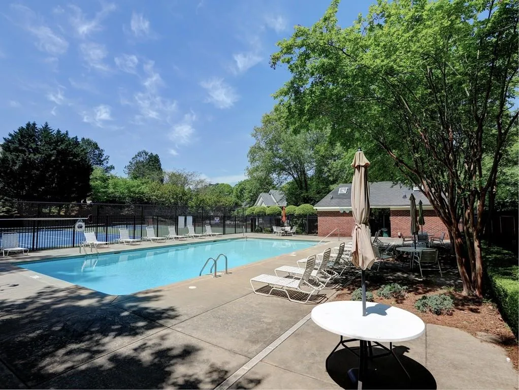7155 Roswell Road Unit 38, Sandy Springs, Georgia 30328, 3 Bedrooms Bedrooms, ,2 BathroomsBathrooms,Residential,Sold,7155 Roswell Road Unit 38,6859674