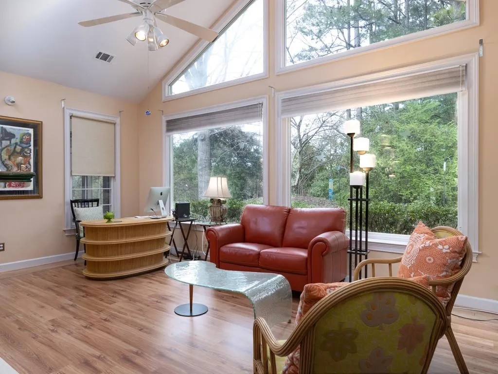 7155 Roswell Road Unit 38, Sandy Springs, Georgia 30328, 3 Bedrooms Bedrooms, ,2 BathroomsBathrooms,Residential,Sold,7155 Roswell Road Unit 38,6859674