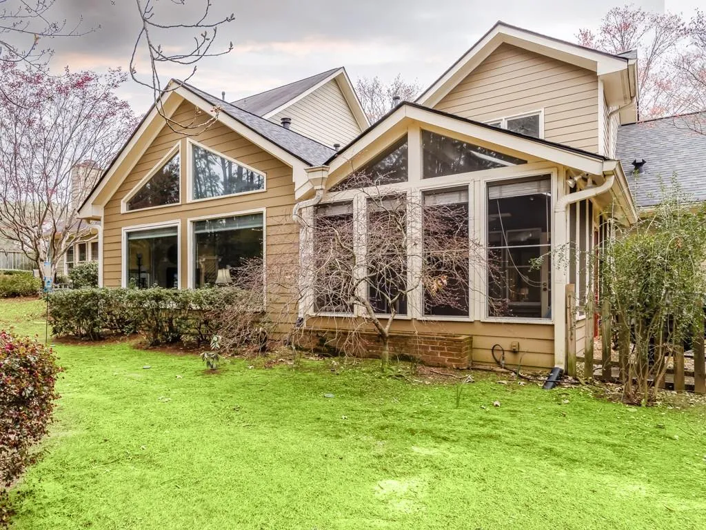 7155 Roswell Road Unit 38, Sandy Springs, Georgia 30328, 3 Bedrooms Bedrooms, ,2 BathroomsBathrooms,Residential,Sold,7155 Roswell Road Unit 38,6859674