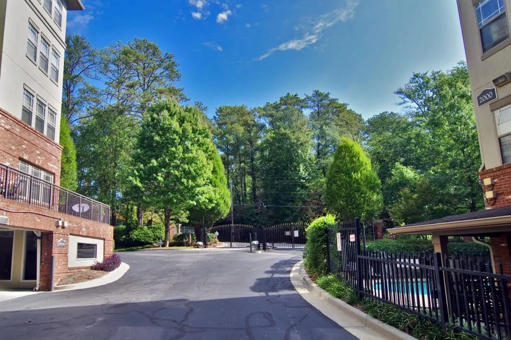 5559 Glenridge Drive Nw Unit 2202, Atlanta, Georgia 30342, 2 Bedrooms Bedrooms, ,1 BathroomBathrooms,Residential,Sold,5559 Glenridge Drive Nw Unit 2202,5922075