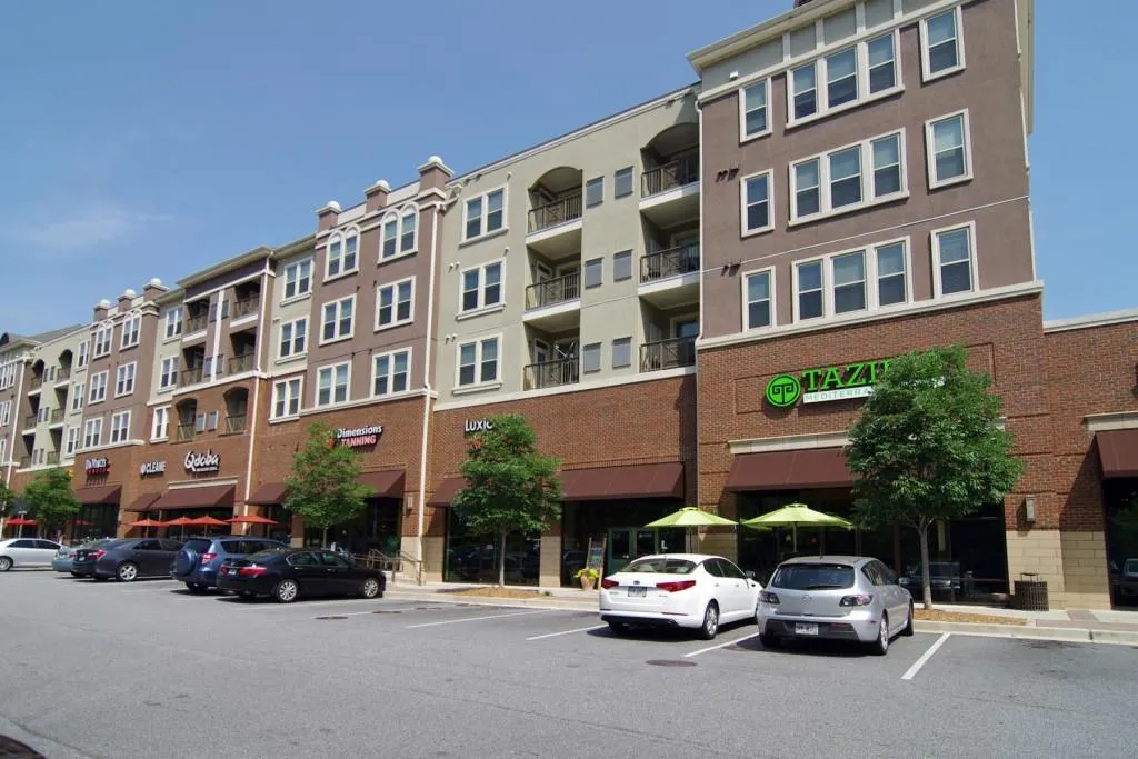 5559 Glenridge Drive Nw Unit 2202, Atlanta, Georgia 30342, 2 Bedrooms Bedrooms, ,1 BathroomBathrooms,Residential,Sold,5559 Glenridge Drive Nw Unit 2202,5922075