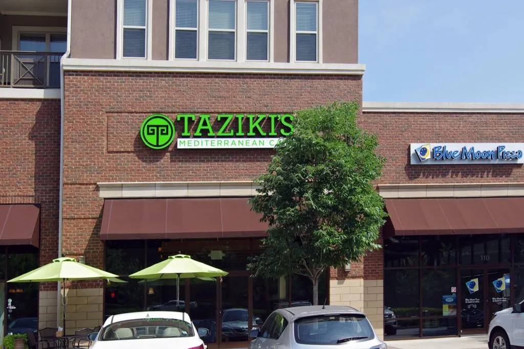 5559 Glenridge Drive Nw Unit 2202, Atlanta, Georgia 30342, 2 Bedrooms Bedrooms, ,1 BathroomBathrooms,Residential,Sold,5559 Glenridge Drive Nw Unit 2202,5922075