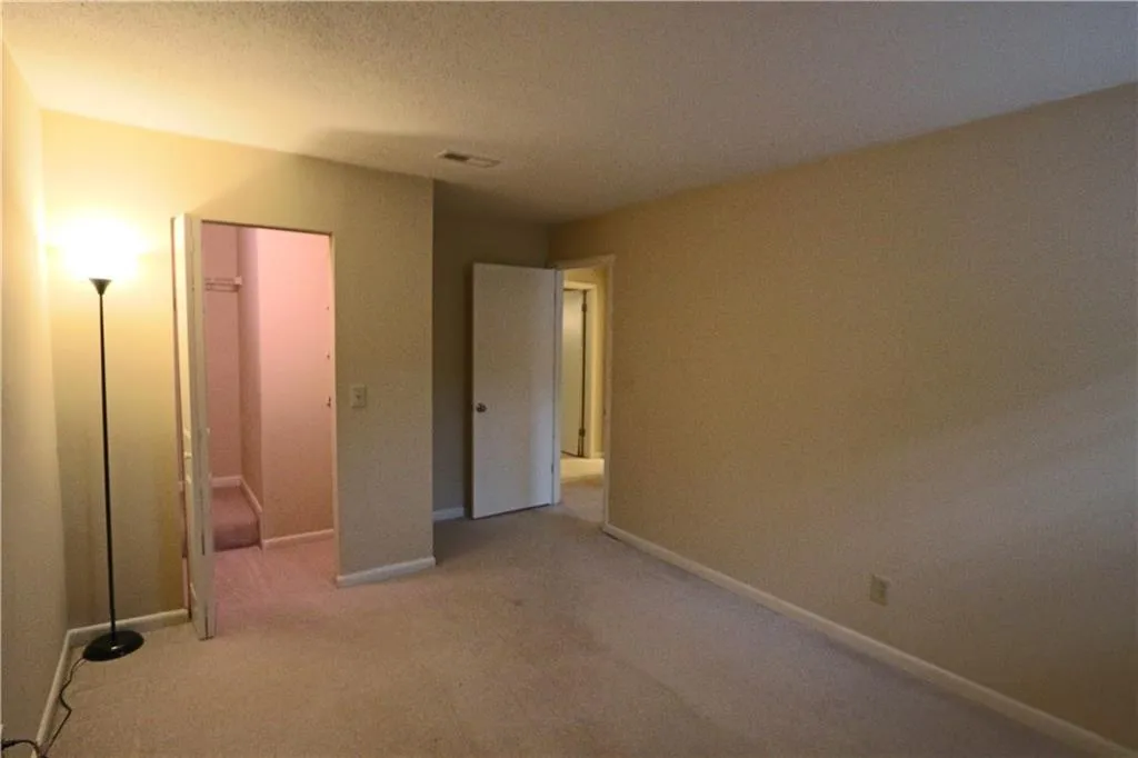 6900 Roswell Road Unit I2, Atlanta, Georgia 30328, 3 Bedrooms Bedrooms, ,2 BathroomsBathrooms,Residential,Sold,6900 Roswell Road Unit I2,5902300