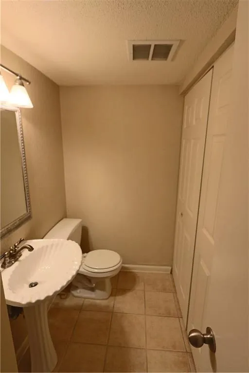 6900 Roswell Road Unit I2, Atlanta, Georgia 30328, 3 Bedrooms Bedrooms, ,2 BathroomsBathrooms,Residential,Sold,6900 Roswell Road Unit I2,5902300