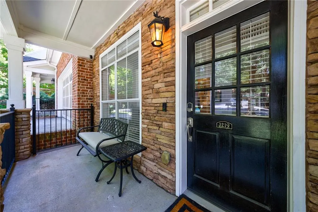 1219 Glenridge Place, Atlanta, Georgia 30342, 4 Bedrooms Bedrooms, ,4 BathroomsBathrooms,Residential,Sold,1219 Glenridge Place,7446365