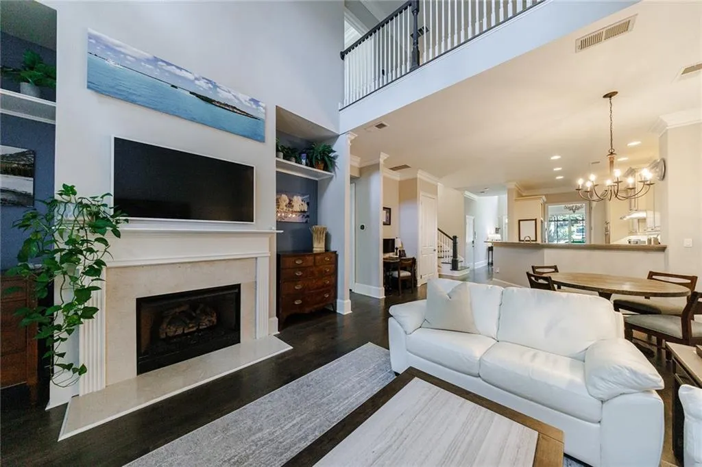 1219 Glenridge Place, Atlanta, Georgia 30342, 4 Bedrooms Bedrooms, ,4 BathroomsBathrooms,Residential,Sold,1219 Glenridge Place,7446365