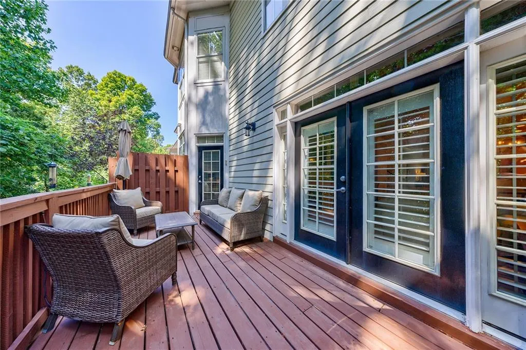 1219 Glenridge Place, Atlanta, Georgia 30342, 4 Bedrooms Bedrooms, ,4 BathroomsBathrooms,Residential,Sold,1219 Glenridge Place,7446365