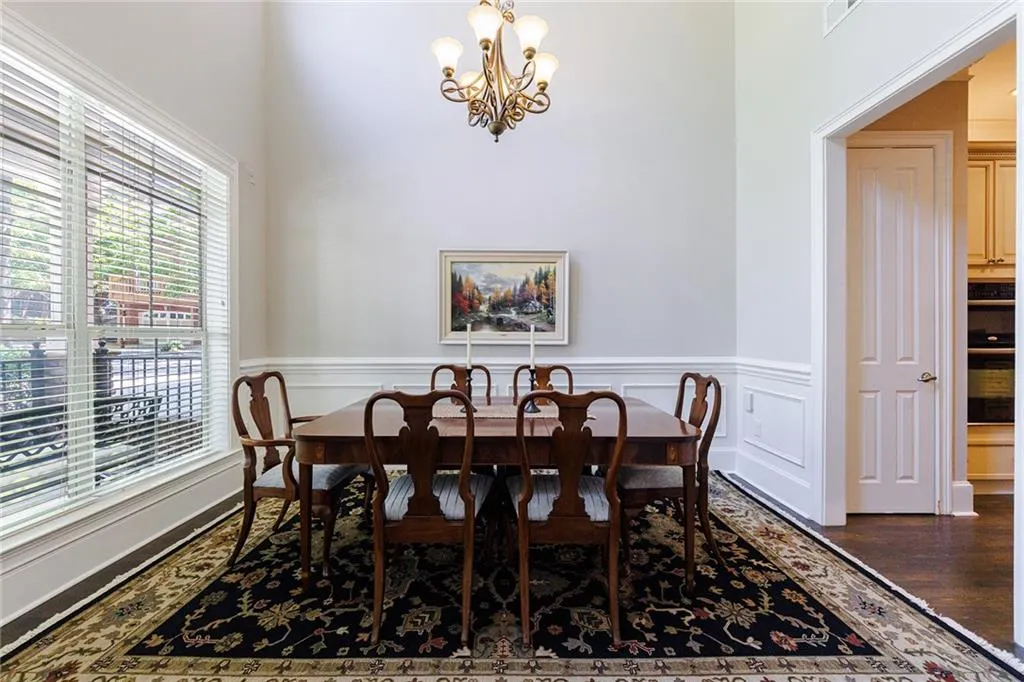 1219 Glenridge Place, Atlanta, Georgia 30342, 4 Bedrooms Bedrooms, ,4 BathroomsBathrooms,Residential,Sold,1219 Glenridge Place,7446365