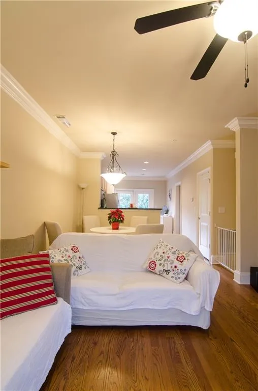 869 Perennial Drive Unit 107, Atlanta, Georgia 30328, 2 Bedrooms Bedrooms, ,2 BathroomsBathrooms,Residential,Sold,869 Perennial Drive Unit 107,5790077