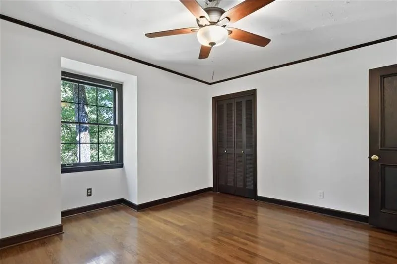 100 River Court Parkway, Sandy Springs, Georgia 30328, 5 Bedrooms Bedrooms, ,4 BathroomsBathrooms,Residential,Sold,100 River Court Parkway,6799376