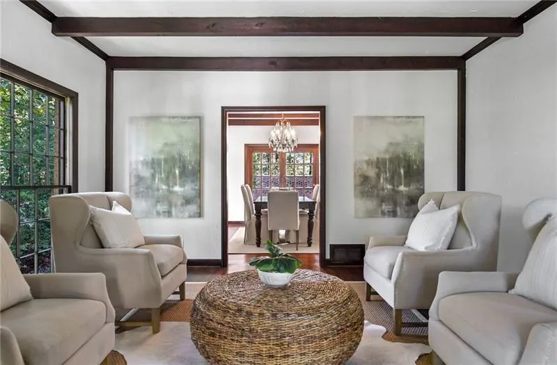 100 River Court Parkway, Sandy Springs, Georgia 30328, 5 Bedrooms Bedrooms, ,4 BathroomsBathrooms,Residential,Sold,100 River Court Parkway,6799376