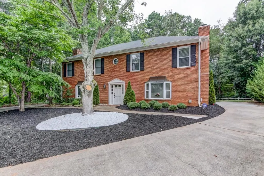 9043 Carroll Manor Drive, Sandy Springs, Georgia 30350, 2 Bedrooms Bedrooms, ,2 BathroomsBathrooms,Residential,Sold,9043 Carroll Manor Drive,6050983