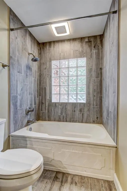 9043 Carroll Manor Drive, Sandy Springs, Georgia 30350, 2 Bedrooms Bedrooms, ,2 BathroomsBathrooms,Residential,Sold,9043 Carroll Manor Drive,6050983