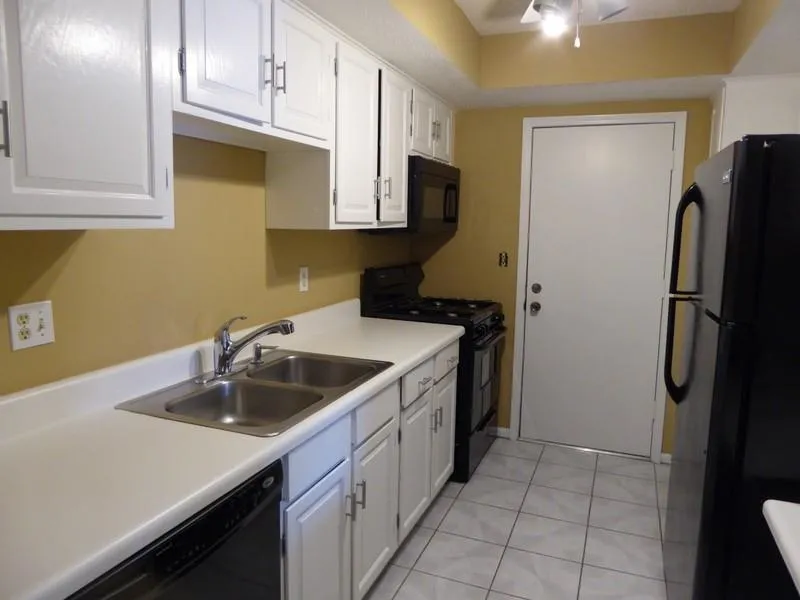 6851 Roswell Road Unit K-11, Atlanta, Georgia 30328, 2 Bedrooms Bedrooms, ,2 BathroomsBathrooms,Residential,Sold,6851 Roswell Road Unit K-11,6556511