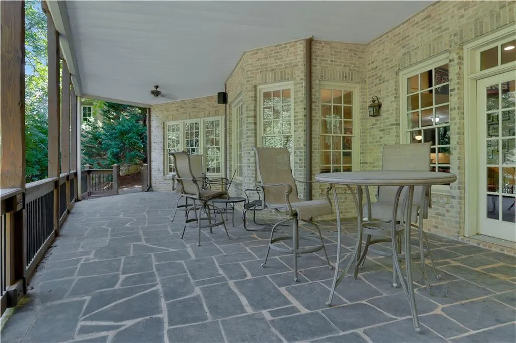 4583 Stella Drive, Atlanta, Georgia 30327, 6 Bedrooms Bedrooms, ,5 BathroomsBathrooms,Residential,Sold,4583 Stella Drive,6788540