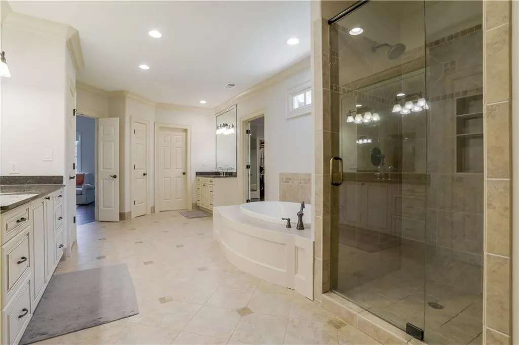 4583 Stella Drive, Atlanta, Georgia 30327, 6 Bedrooms Bedrooms, ,5 BathroomsBathrooms,Residential,Sold,4583 Stella Drive,6788540