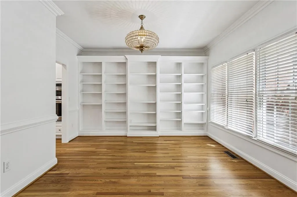 119 Brookview Circle, Atlanta, Georgia 30339, 4 Bedrooms Bedrooms, ,3 BathroomsBathrooms,Residential,For Sale,119 Brookview Circle,7639089