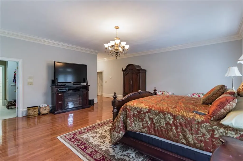 215 Lachaize Circle, Sandy Springs, Georgia 30327, 6 Bedrooms Bedrooms, ,5 BathroomsBathrooms,Residential,Sold,215 Lachaize Circle,6012793