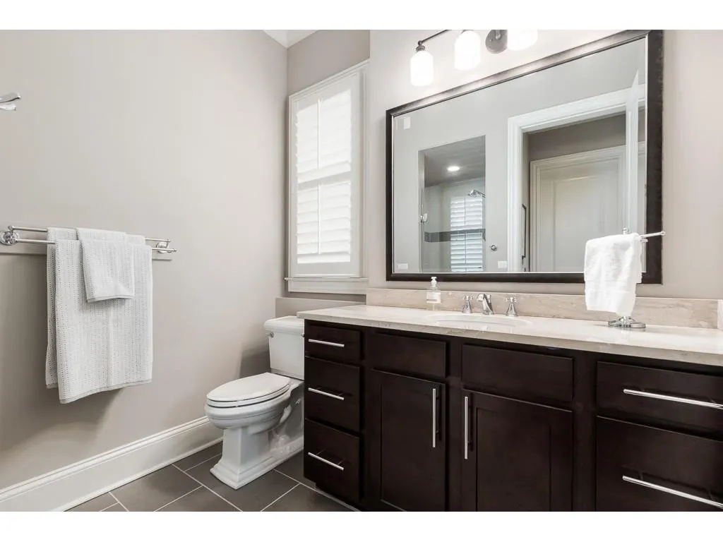 5375 High Point Manor, Atlanta, Georgia 30342, 3 Bedrooms Bedrooms, ,3 BathroomsBathrooms,Residential,Sold,5375 High Point Manor,6534062