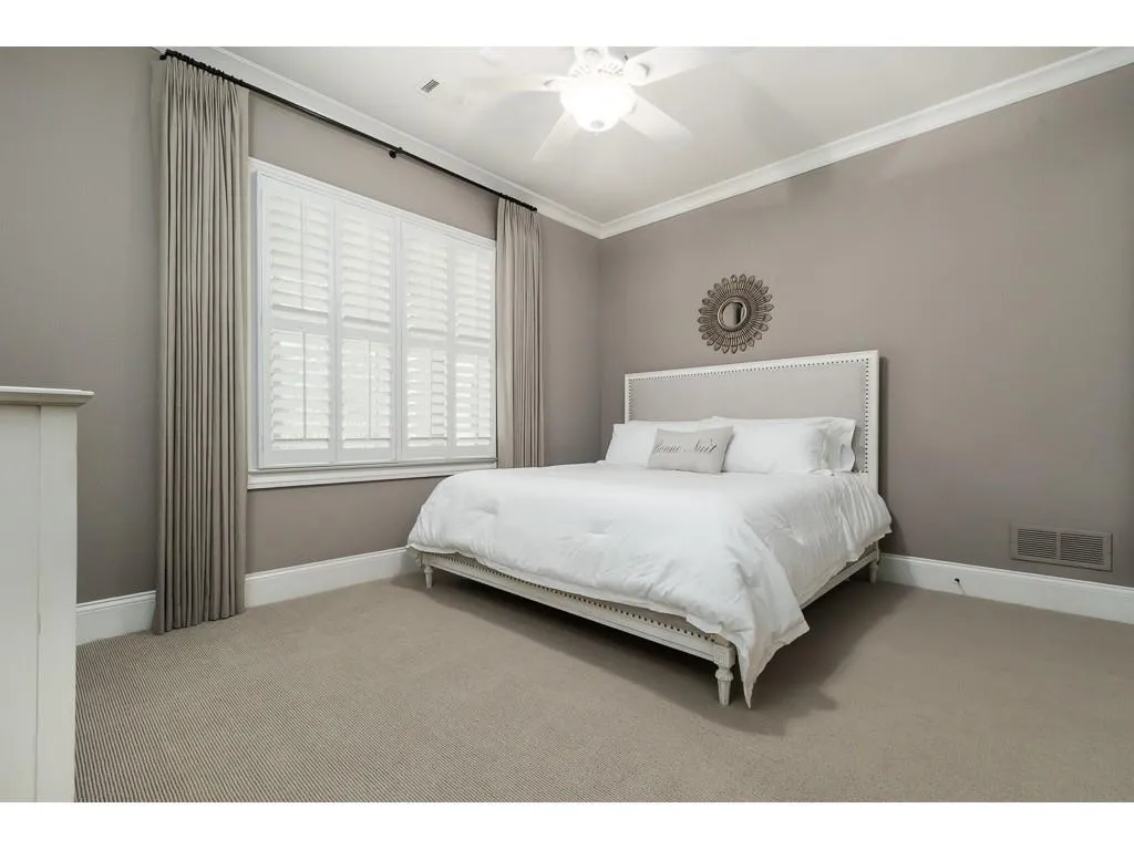 5375 High Point Manor, Atlanta, Georgia 30342, 3 Bedrooms Bedrooms, ,3 BathroomsBathrooms,Residential,Sold,5375 High Point Manor,6534062