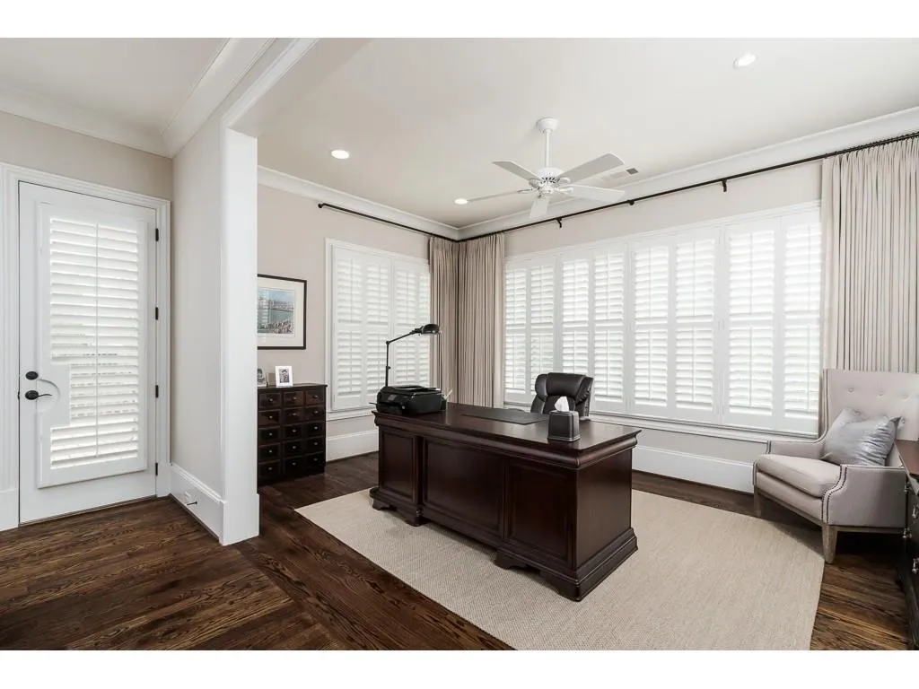 5375 High Point Manor, Atlanta, Georgia 30342, 3 Bedrooms Bedrooms, ,3 BathroomsBathrooms,Residential,Sold,5375 High Point Manor,6534062