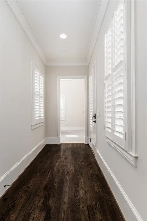 5375 High Point Manor, Atlanta, Georgia 30342, 3 Bedrooms Bedrooms, ,3 BathroomsBathrooms,Residential,Sold,5375 High Point Manor,6534062