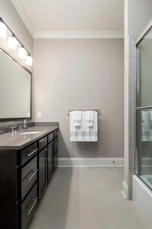 5375 High Point Manor, Atlanta, Georgia 30342, 3 Bedrooms Bedrooms, ,3 BathroomsBathrooms,Residential,Sold,5375 High Point Manor,6534062