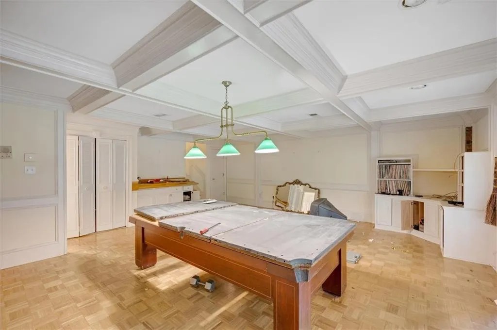 206 Brandywine Circle, Atlanta, Georgia 30350, 3 Bedrooms Bedrooms, ,3 BathroomsBathrooms,Residential,Sold,206 Brandywine Circle,7422244