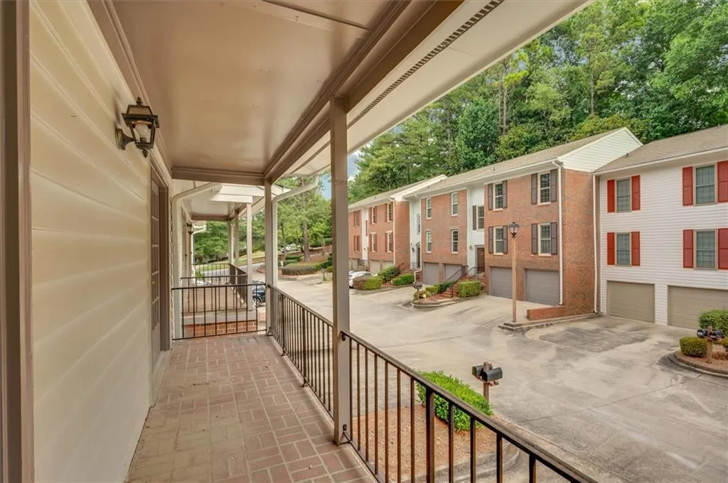 206 Brandywine Circle, Atlanta, Georgia 30350, 3 Bedrooms Bedrooms, ,3 BathroomsBathrooms,Residential,Sold,206 Brandywine Circle,7422244