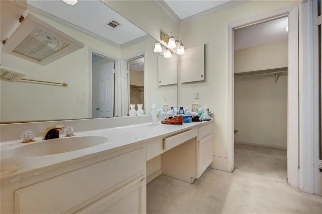 206 Brandywine Circle, Atlanta, Georgia 30350, 3 Bedrooms Bedrooms, ,3 BathroomsBathrooms,Residential,Sold,206 Brandywine Circle,7422244