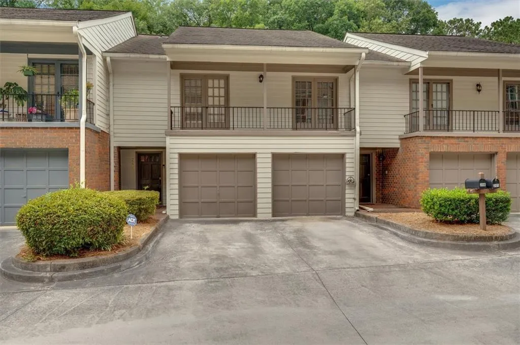 206 Brandywine Circle, Atlanta, Georgia 30350, 3 Bedrooms Bedrooms, ,3 BathroomsBathrooms,Residential,Sold,206 Brandywine Circle,7422244