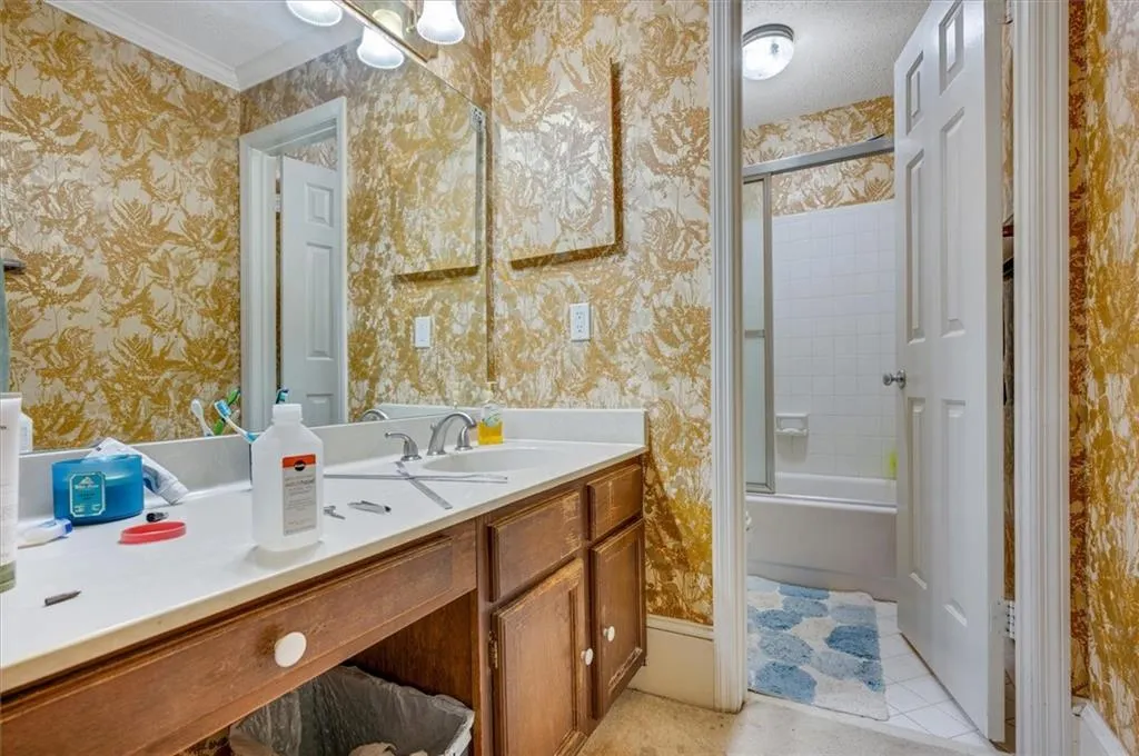 206 Brandywine Circle, Atlanta, Georgia 30350, 3 Bedrooms Bedrooms, ,3 BathroomsBathrooms,Residential,Sold,206 Brandywine Circle,7422244