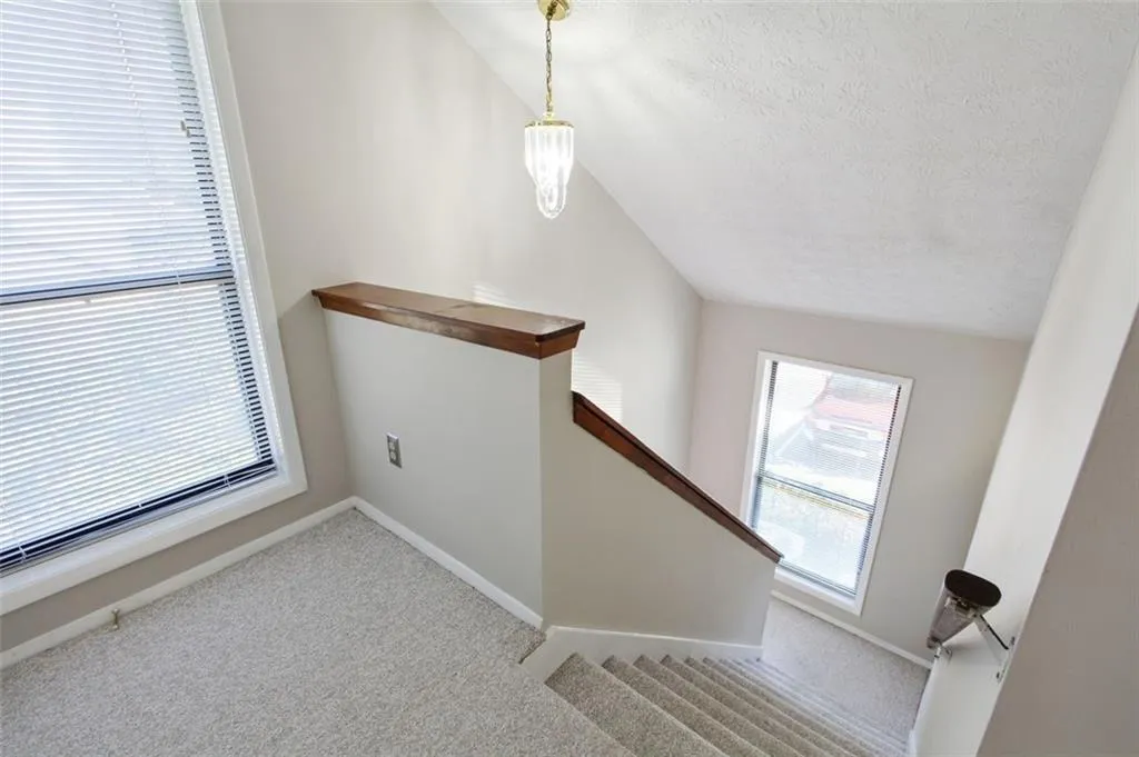 806 Woodcliff Drive, Atlanta, Georgia 30350, 2 Bedrooms Bedrooms, ,1 BathroomBathrooms,Residential,Sold,806 Woodcliff Drive,6958647