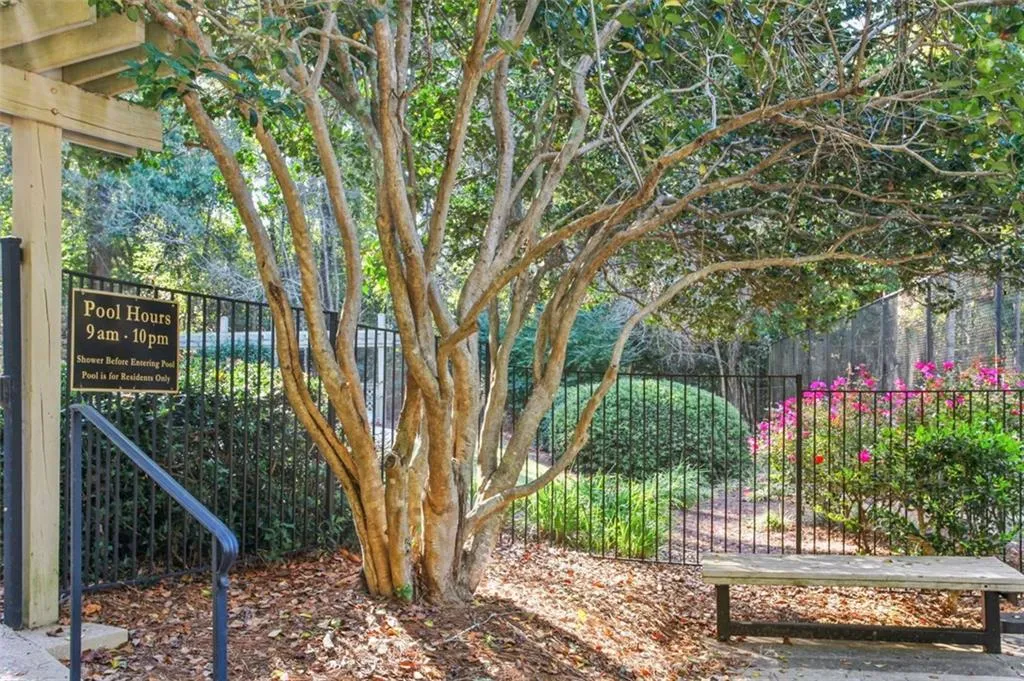 806 Woodcliff Drive, Atlanta, Georgia 30350, 2 Bedrooms Bedrooms, ,1 BathroomBathrooms,Residential,Sold,806 Woodcliff Drive,6958647